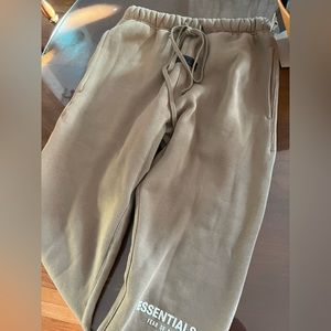 Essentials sweatpants size xxs, run large, color OAK